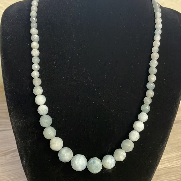 Stone & Silver Chain Necklace - Picture 3 of 9